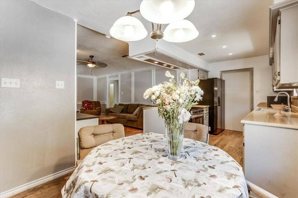 3211 Bluegrass Drive, Midlothian, TX 76065 3211 Bluegrass Drive, Midlothian, TX 76065