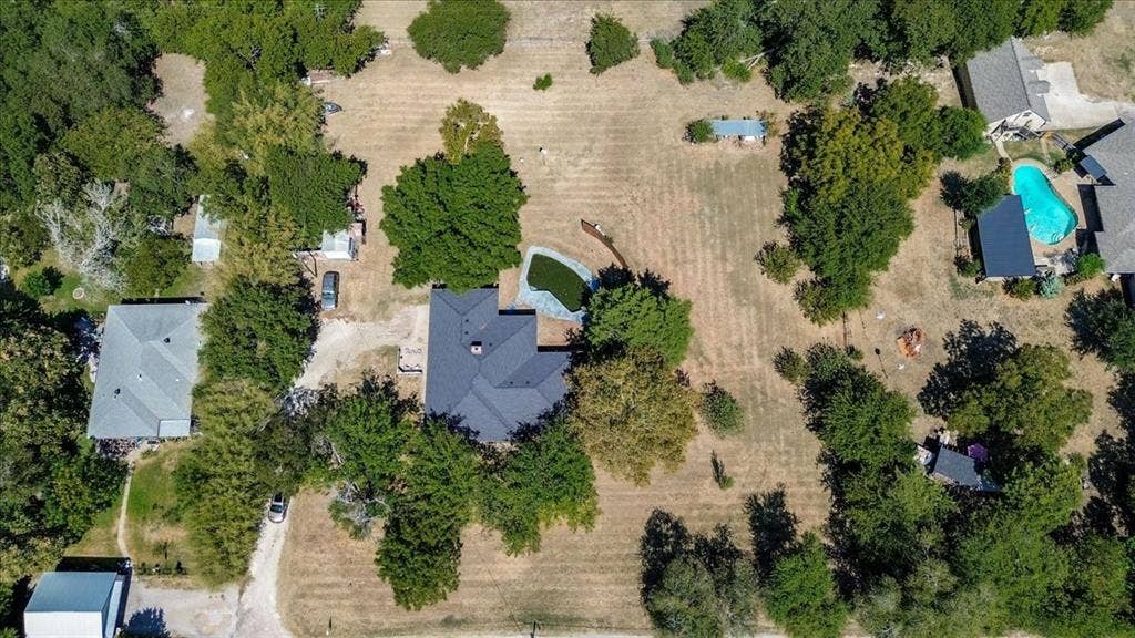 3211 Bluegrass Drive, Midlothian, TX 76065 3211 Bluegrass Drive, Midlothian, TX 76065