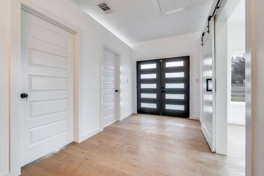 3617 S Lancaster Road, Dallas, TX 75216 3617 S Lancaster Road, Dallas, TX 75216