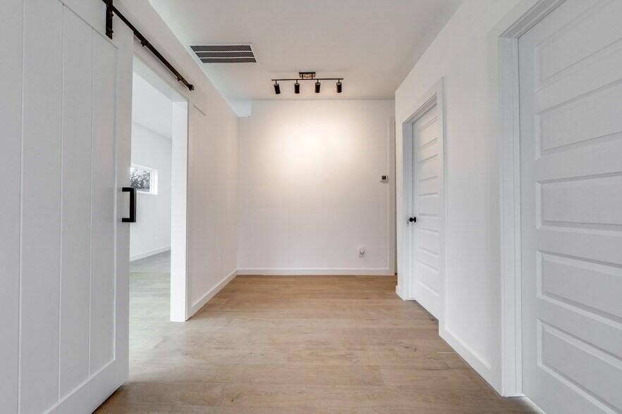 3617 S Lancaster Road, Dallas, TX 75216 3617 S Lancaster Road, Dallas, TX 75216