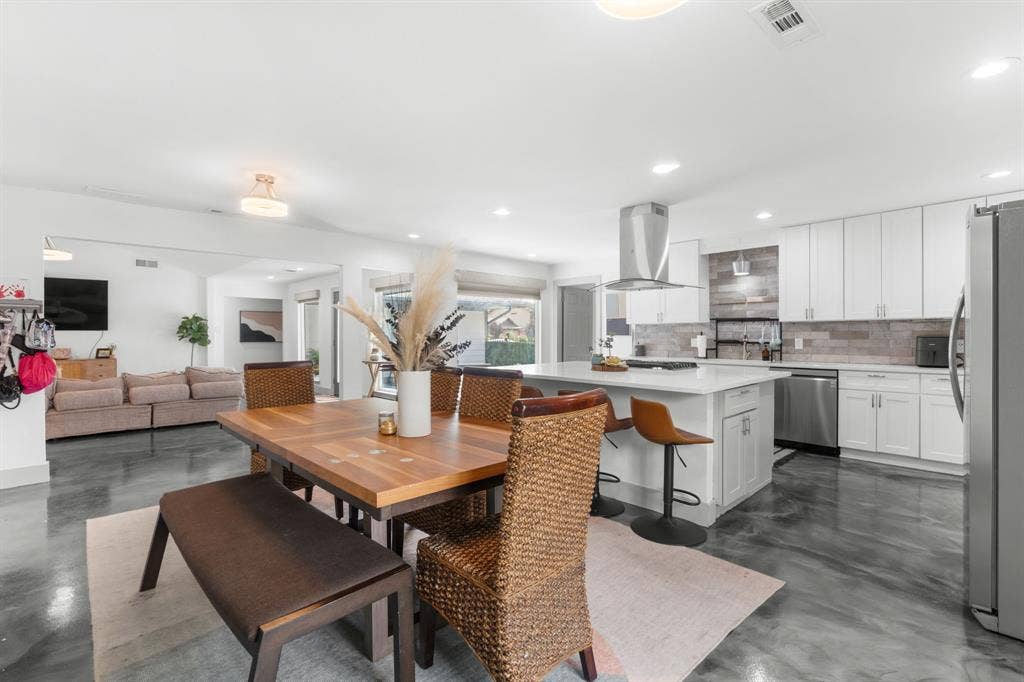 5029 Mill Run Road, Dallas, TX 75244 5029 Mill Run Road, Dallas, TX 75244