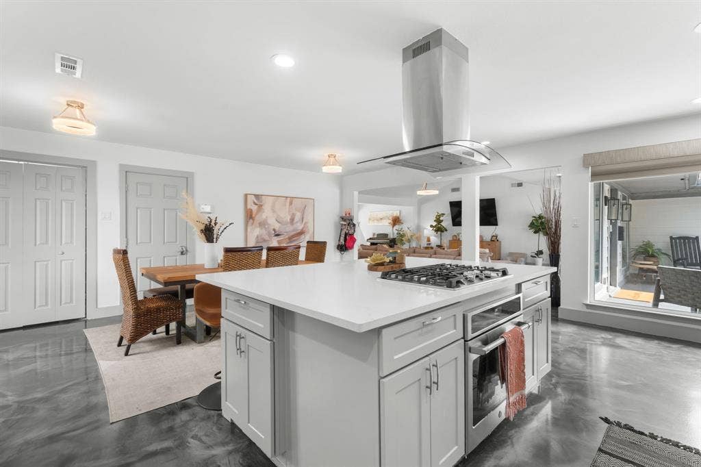 5029 Mill Run Road, Dallas, TX 75244 5029 Mill Run Road, Dallas, TX 75244