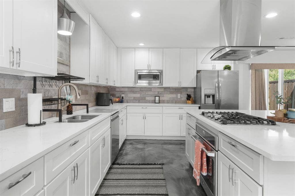 5029 Mill Run Road, Dallas, TX 75244 5029 Mill Run Road, Dallas, TX 75244