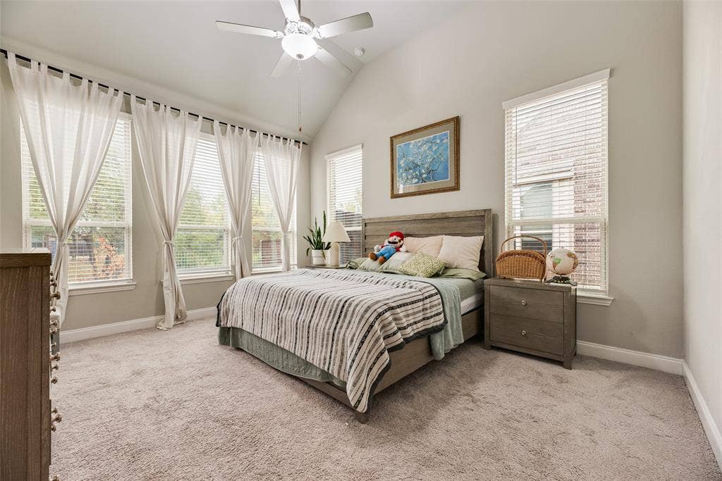 718 Waterbrook Parkway, Argyle, TX 76226 Neutral-toned wall paint and plush carpeting