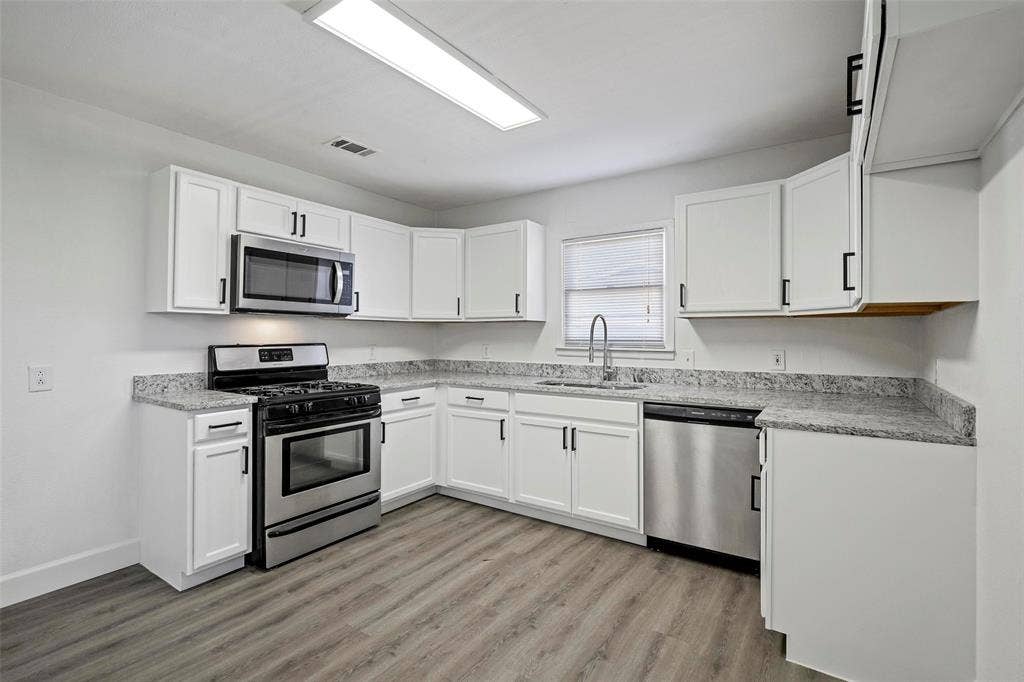 863 Ala Drive, White Settlement, TX 76108 863 Ala Drive, White Settlement, TX 76108