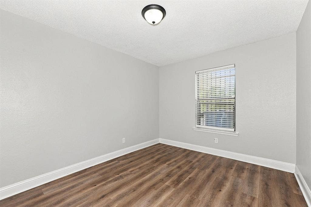 2616 Alamain Drive, Dallas, TX 75241 2616 Alamain Drive, Dallas, TX 75241