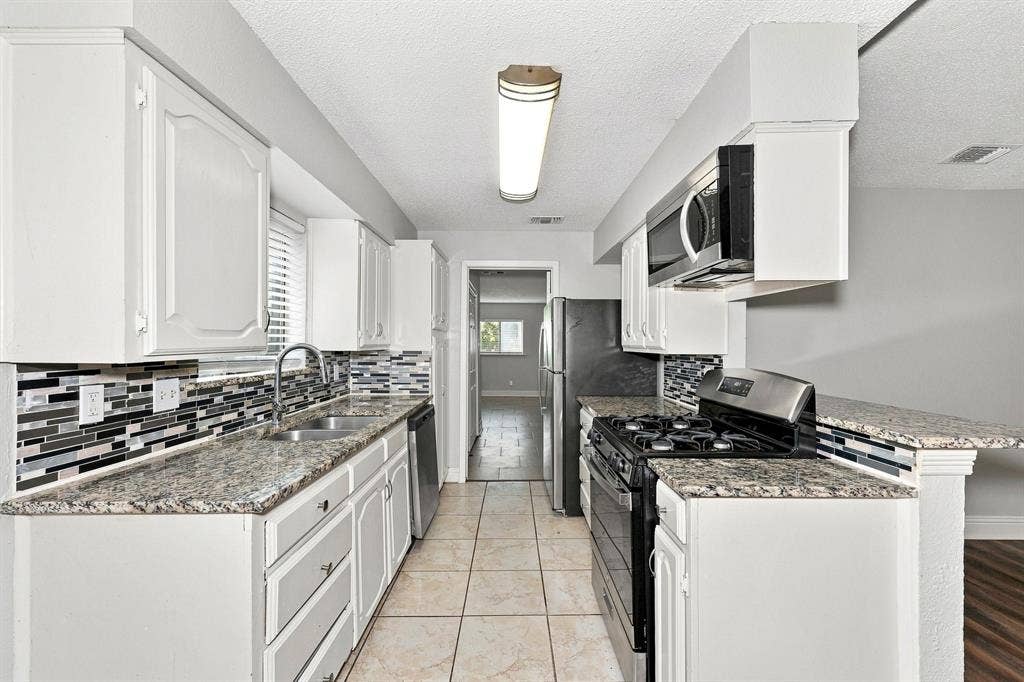 2616 Alamain Drive, Dallas, TX 75241 2616 Alamain Drive, Dallas, TX 75241