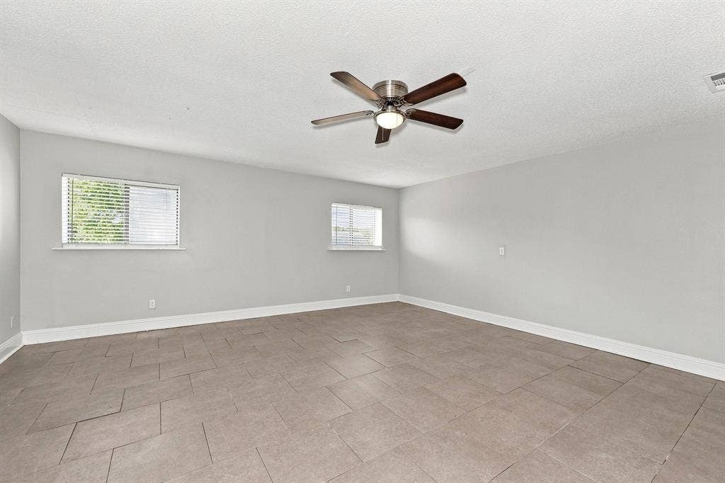 2616 Alamain Drive, Dallas, TX 75241 2616 Alamain Drive, Dallas, TX 75241