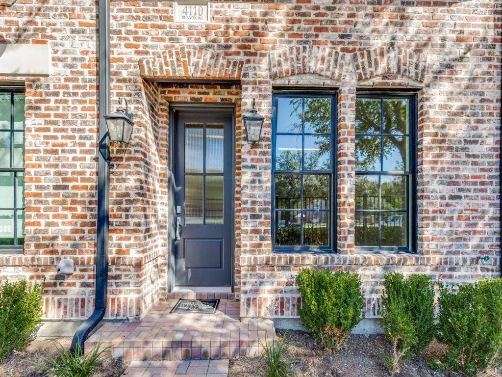 4110 Runyon Road, Addison, TX 75001