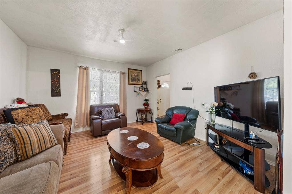 708 S 16th Street, Waco, TX 76706 708 S 16th Street, Waco, TX 76706