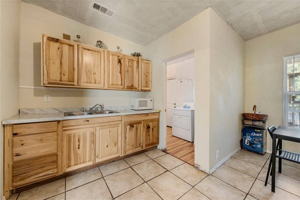708 S 16th Street, Waco, TX 76706 708 S 16th Street, Waco, TX 76706