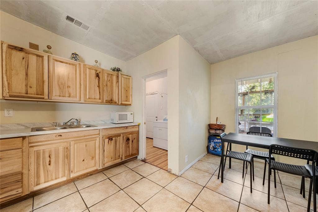 708 S 16th Street, Waco, TX 76706 708 S 16th Street, Waco, TX 76706