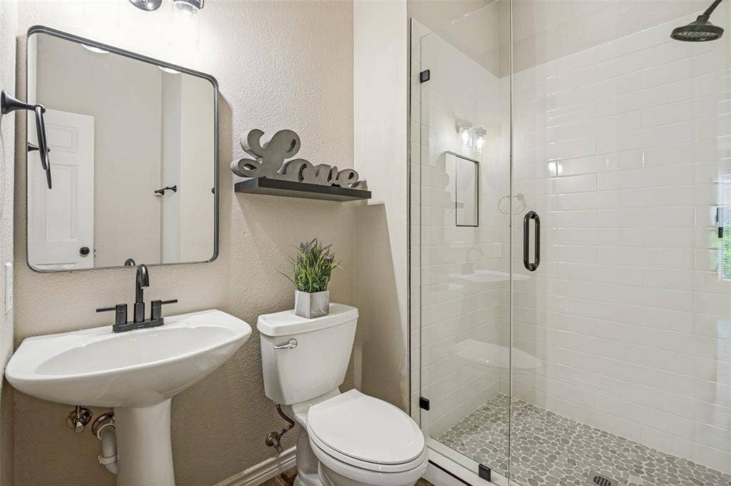 11319 Still Hollow Drive, Frisco, TX 75035 11319 Still Hollow Drive, Frisco, TX 75035