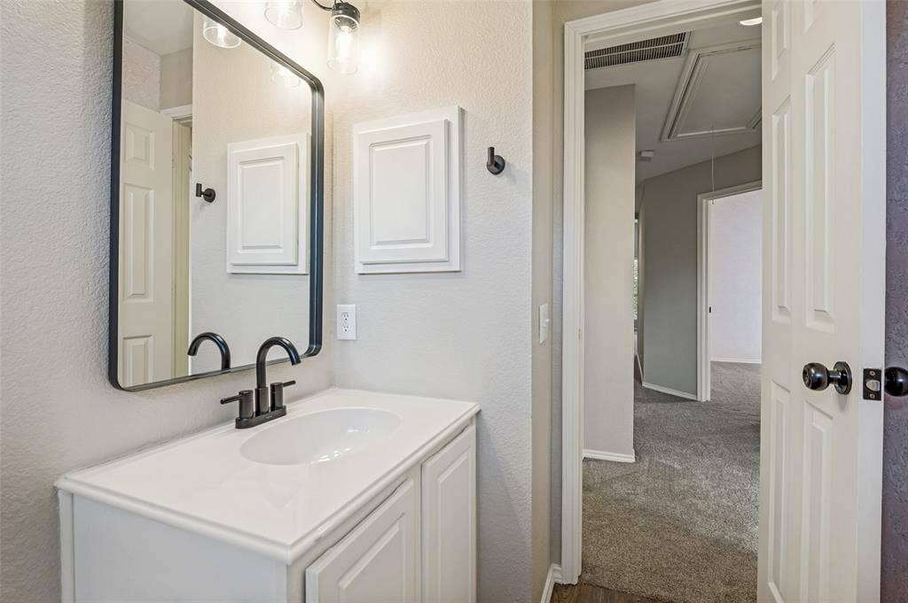 11319 Still Hollow Drive, Frisco, TX 75035 11319 Still Hollow Drive, Frisco, TX 75035