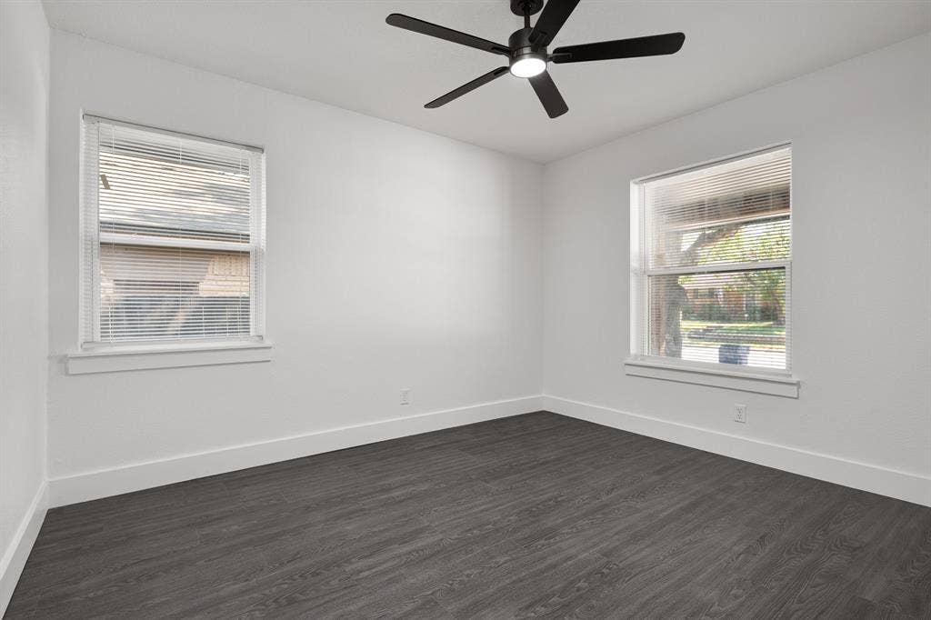 1217 Mayfield Avenue, Garland, TX 75041