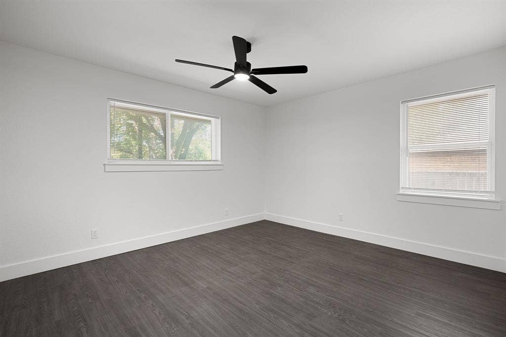 1217 Mayfield Avenue, Garland, TX 75041