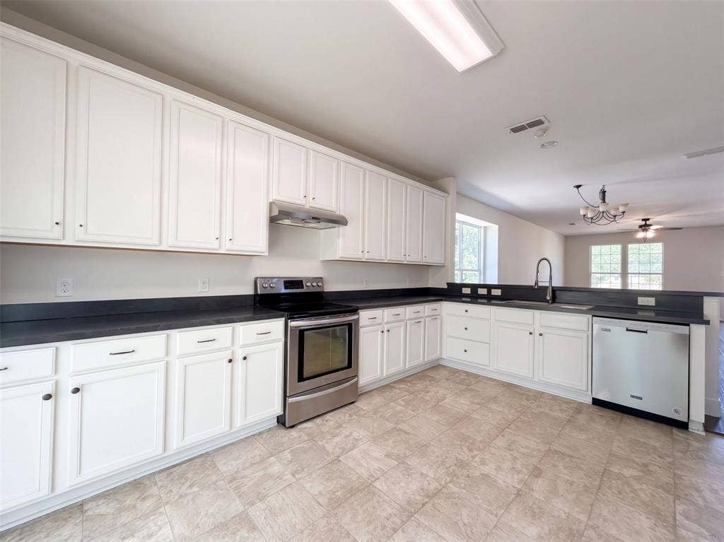9000 Blackstone Drive, Providence Village, TX 76227 9000 Blackstone Drive, Providence Village, TX 76227