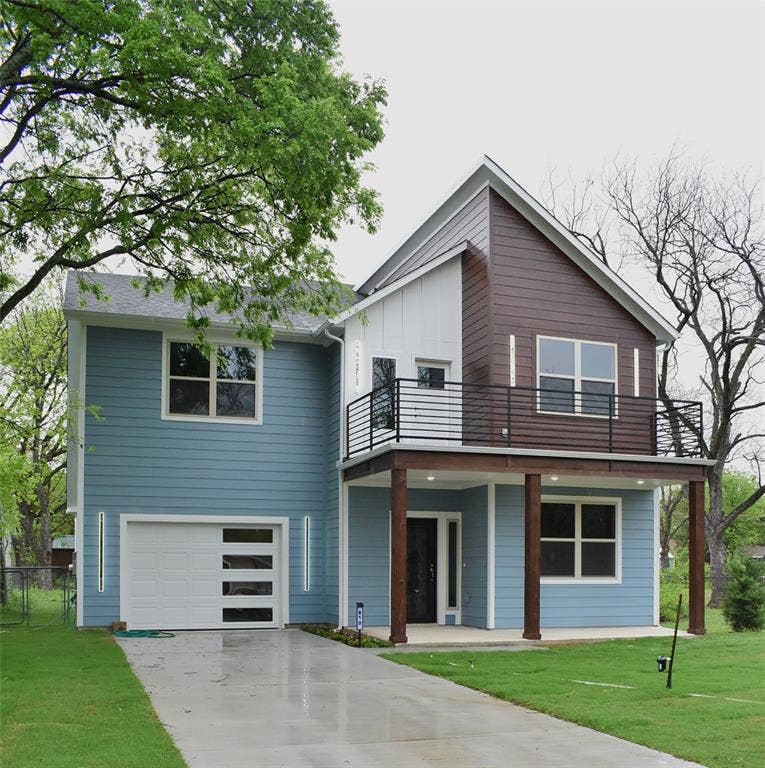 Property photo for 810 Euclid Street, Cleburne, TX