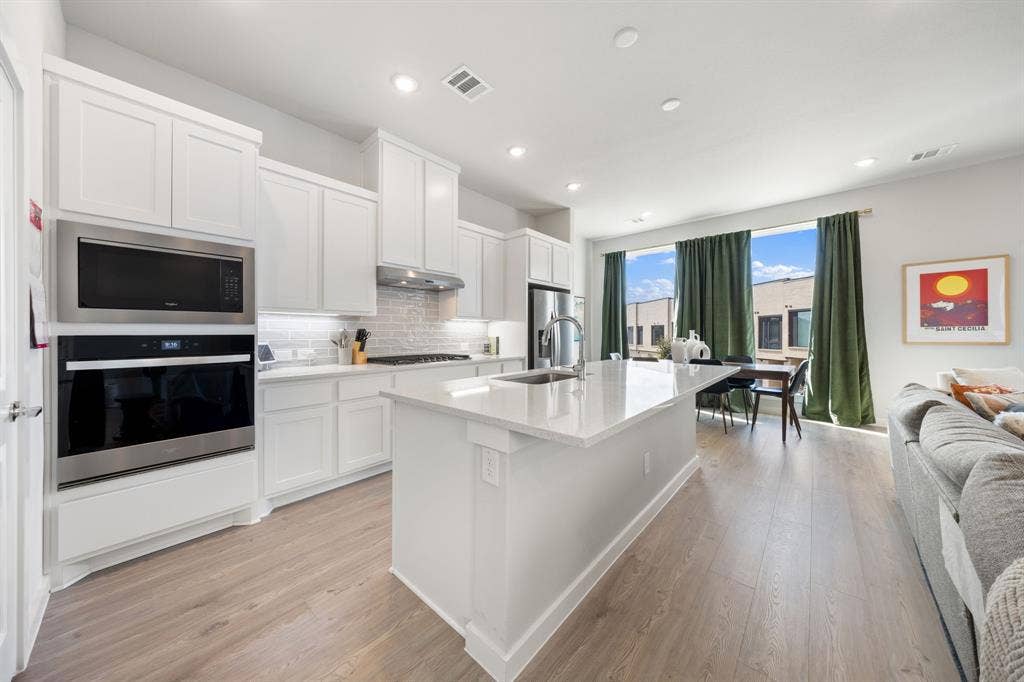3464 Heritage Place, Richardson, TX 75082 3464 Heritage Place, Richardson, TX 75082
