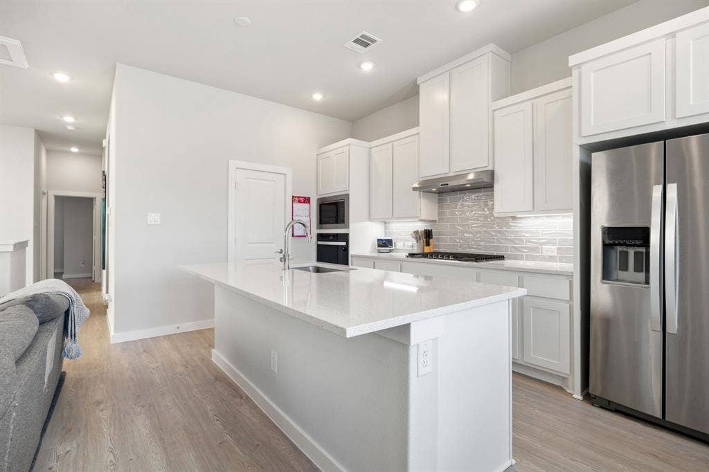 3464 Heritage Place, Richardson, TX 75082 3464 Heritage Place, Richardson, TX 75082