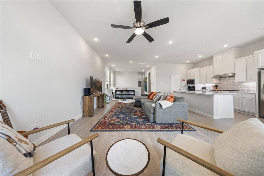 3464 Heritage Place, Richardson, TX 75082 3464 Heritage Place, Richardson, TX 75082