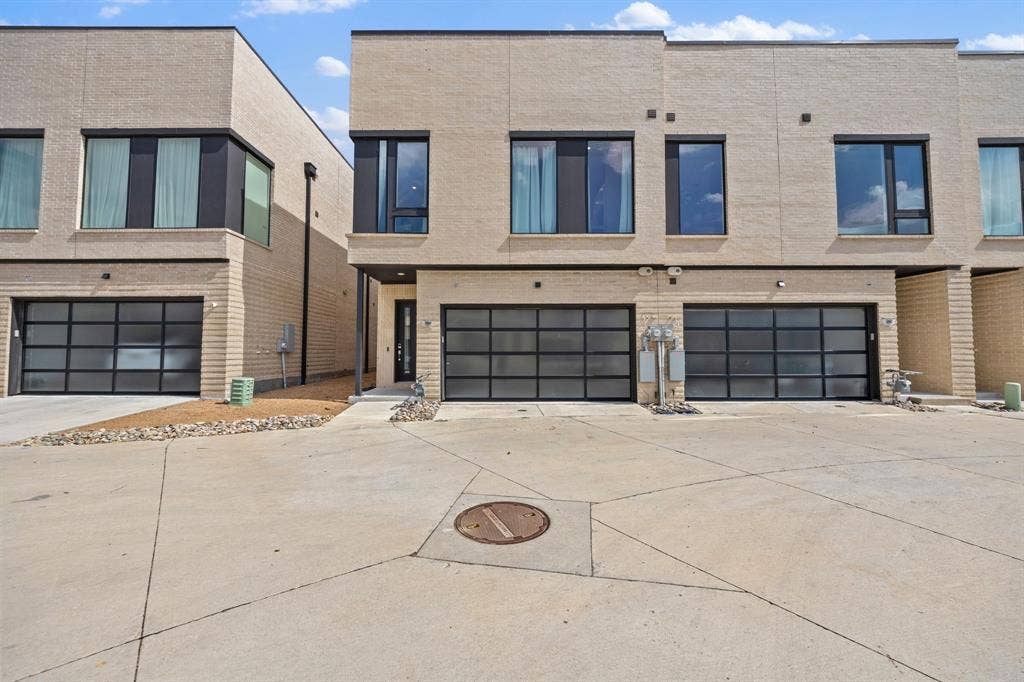 3464 Heritage Place, Richardson, TX 75082 3464 Heritage Place, Richardson, TX 75082