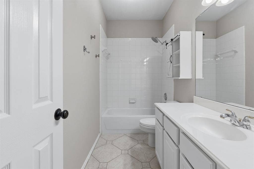 708 Hackberry Ridge Drive, McKinney, TX 75072 708 Hackberry Ridge Drive, McKinney, TX 75072