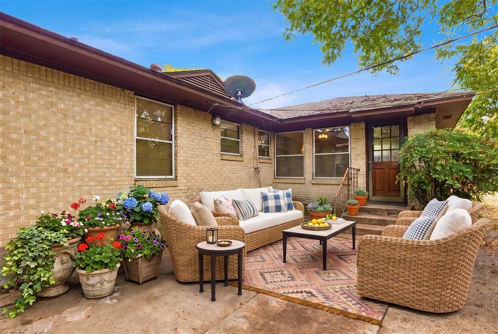 10313 Pinecrest Drive, Dallas, TX 75228