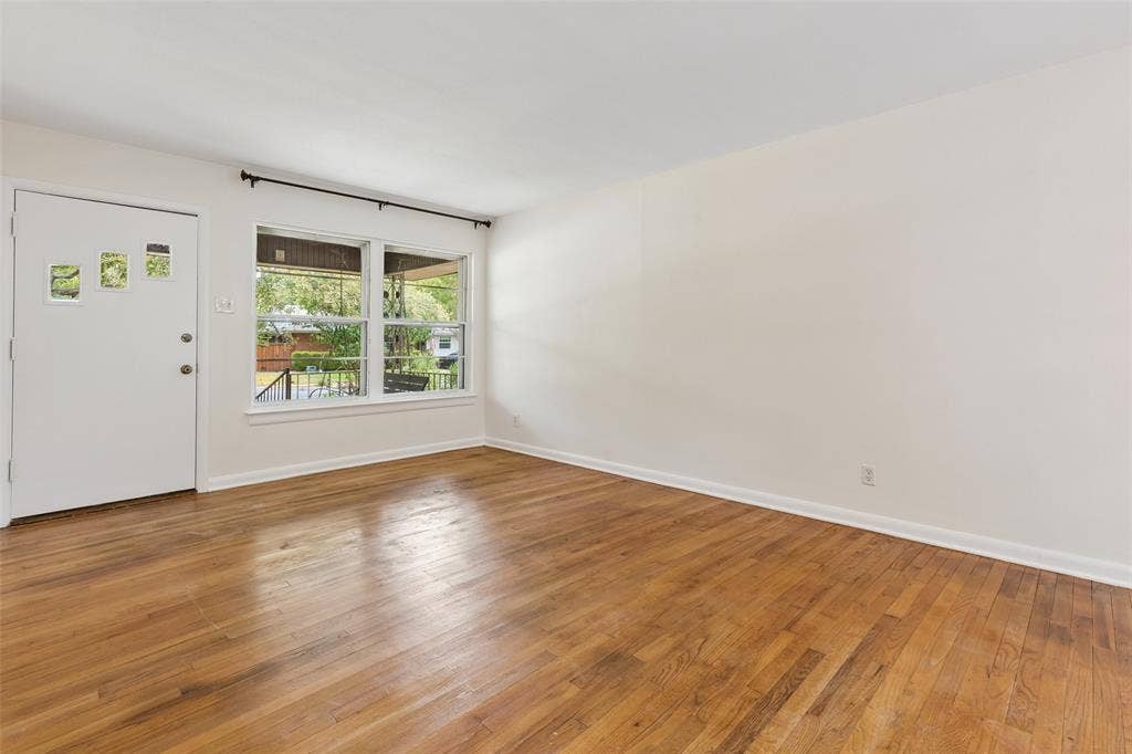 10313 Pinecrest Drive, Dallas, TX 75228