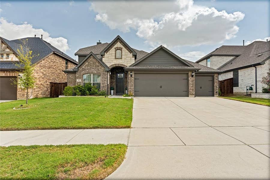 Property photo for 1507 Evening Primrose, Mansfield, TX