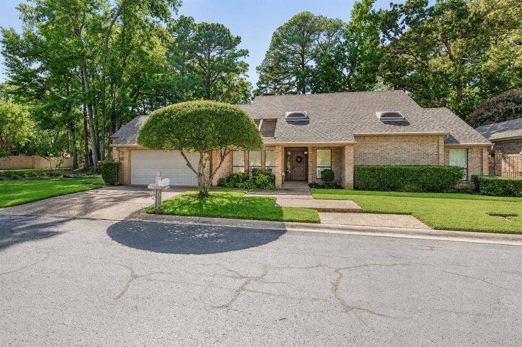 811 Ashford Court, Tyler, TX 75703 811 Ashford Court, Tyler, TX 75703