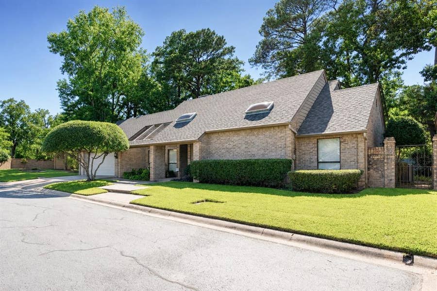 Property photo for 811 Ashford Court, Tyler, TX