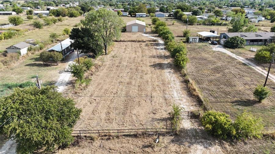 Property photo for 8928 Johns Road, Alvarado, TX