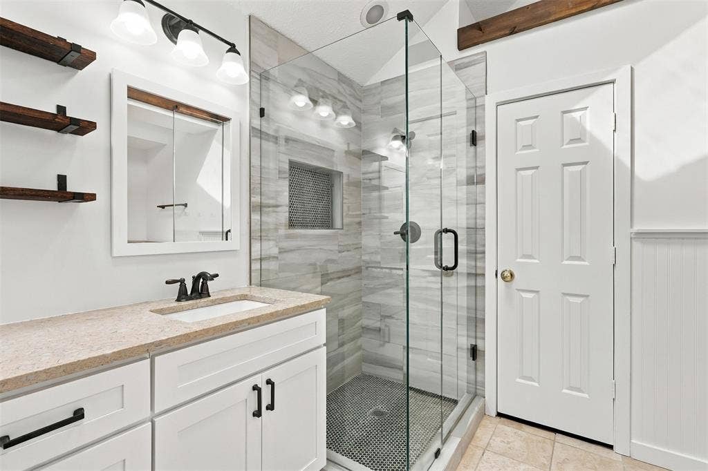 4368 Carolina Street, Grand Prairie, TX 75052 4368 Carolina Street, Grand Prairie, TX 75052