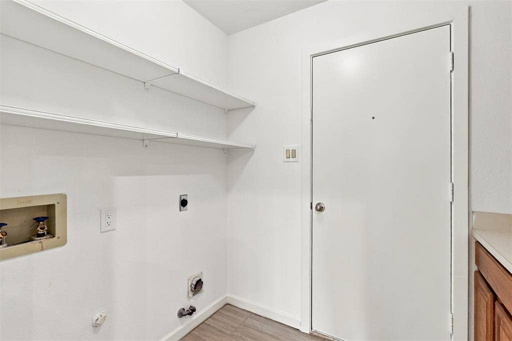 4368 Carolina Street, Grand Prairie, TX 75052 4368 Carolina Street, Grand Prairie, TX 75052