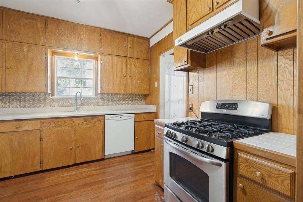 5906 Palo Pinto Avenue, Dallas, TX 75206 5906 Palo Pinto Avenue, Dallas, TX 75206