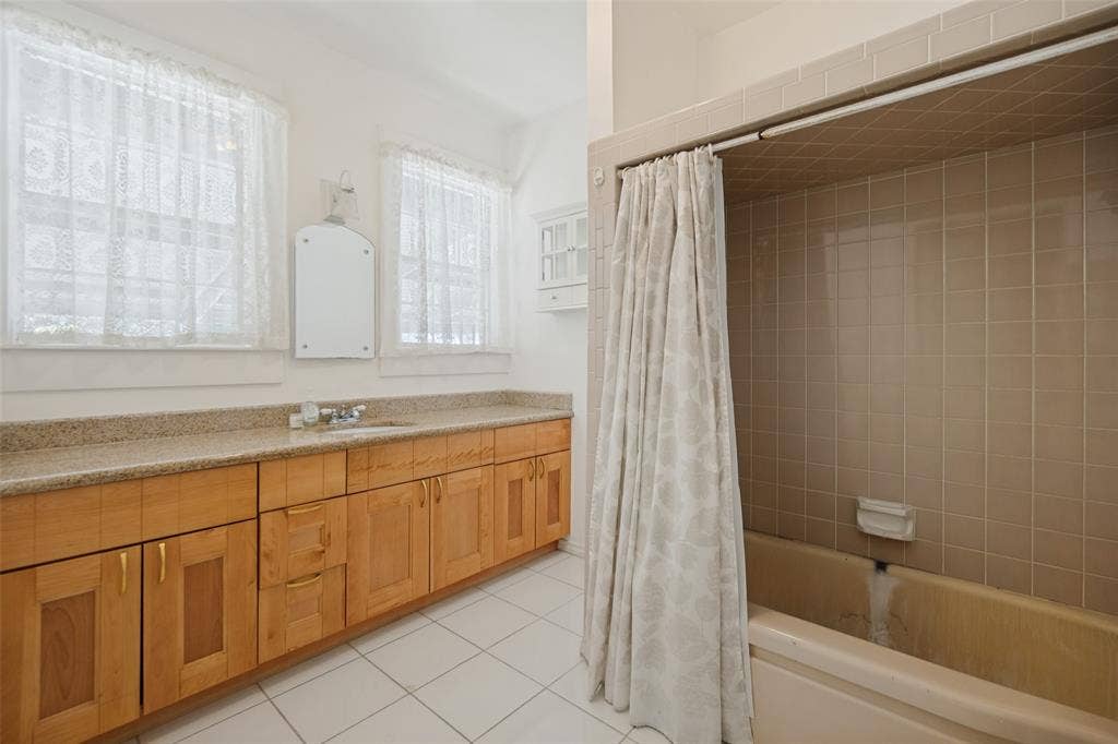 5906 Palo Pinto Avenue, Dallas, TX 75206 5906 Palo Pinto Avenue, Dallas, TX 75206