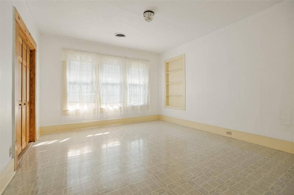 5906 Palo Pinto Avenue, Dallas, TX 75206 5906 Palo Pinto Avenue, Dallas, TX 75206