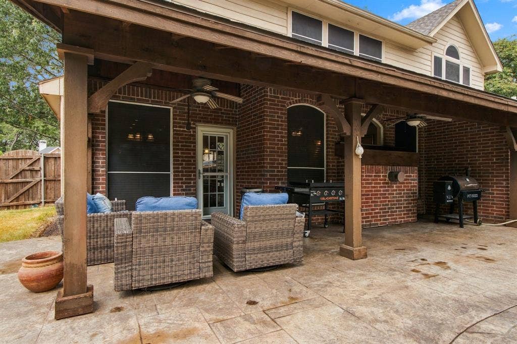 816 Rolling Meadows Court, Allen, TX 75013