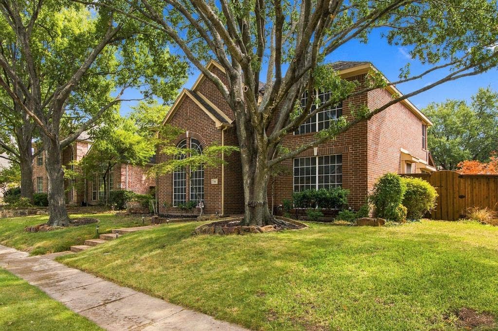 816 Rolling Meadows Court, Allen, TX 75013