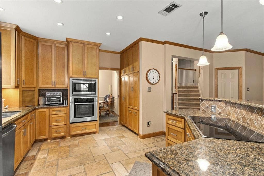 816 Rolling Meadows Court, Allen, TX 75013