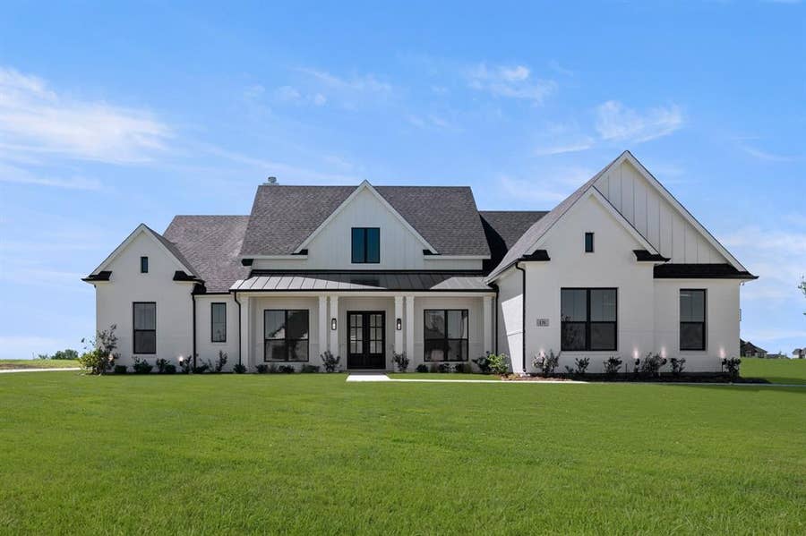 Property photo for 131 Adilynn Trail, Venus, TX