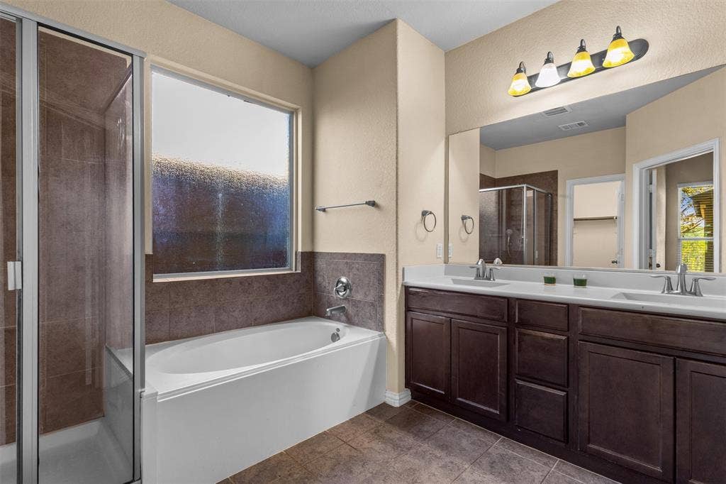 820 Osage Drive, McKinney, TX 75071 820 Osage Drive, McKinney, TX 75071