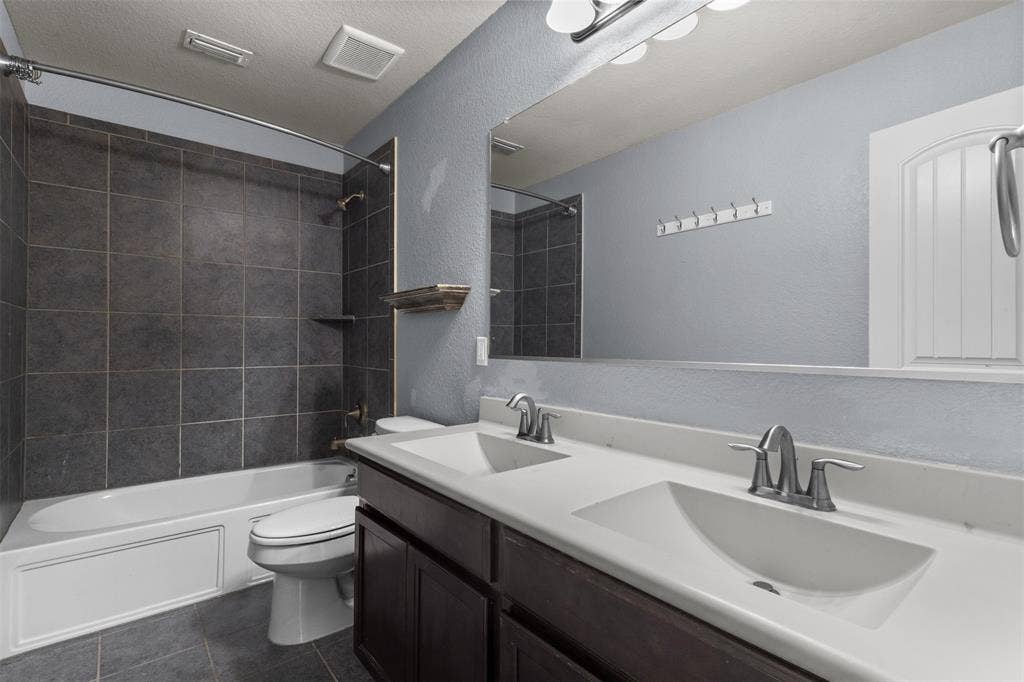 820 Osage Drive, McKinney, TX 75071 820 Osage Drive, McKinney, TX 75071