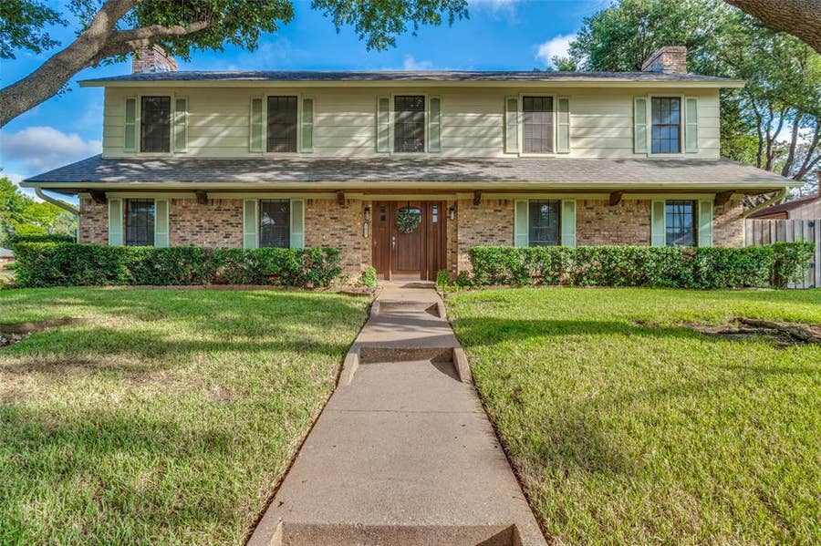Property photo for 2617 Still Meadow Road, Irving, TX