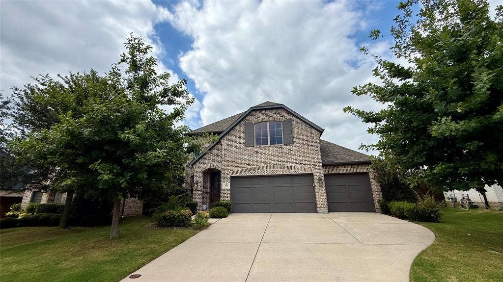 4515 Helston Drive, Plano, TX 75024 4515 Helston Drive, Plano, TX 75024