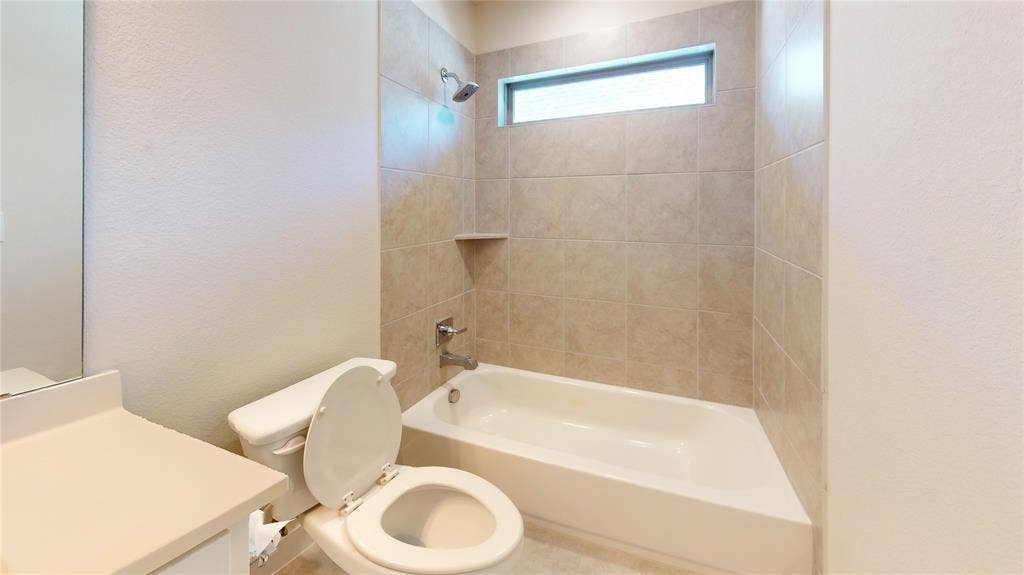 4515 Helston Drive, Plano, TX 75024 4515 Helston Drive, Plano, TX 75024