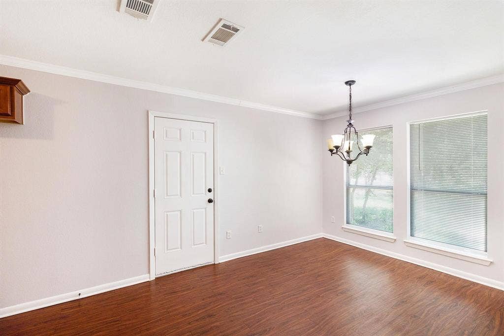 6433 Leana Avenue, Dallas, TX 75241 6433 Leana Avenue, Dallas, TX 75241