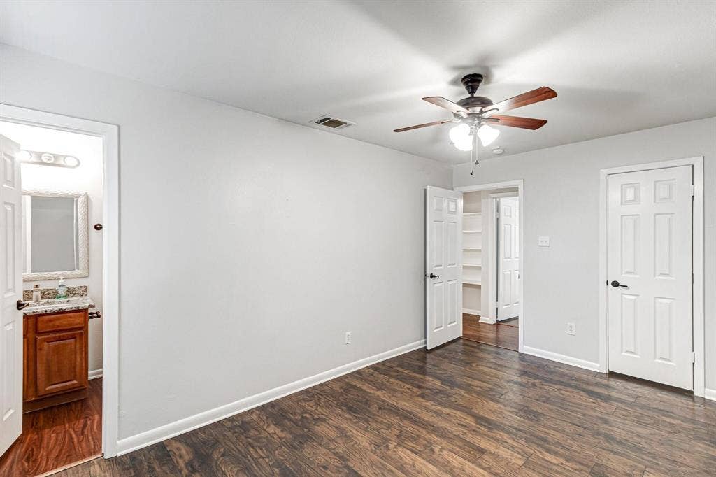6433 Leana Avenue, Dallas, TX 75241 6433 Leana Avenue, Dallas, TX 75241