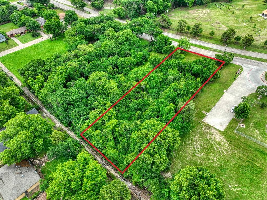 225 E Laureland Road, Dallas, TX 75241 225 E Laureland Road, Dallas, TX 75241